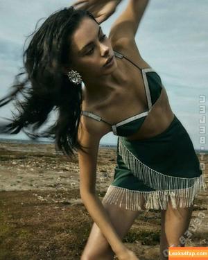 Meika Woollard photo #0397