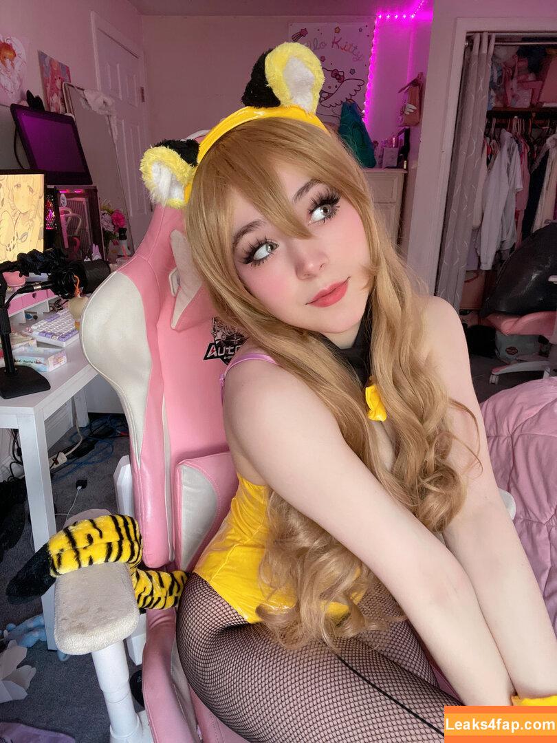 meikasama / Meikapuff / shirogane-sama leaked photo photo #0360