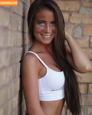 Meike Tosi photo #0049