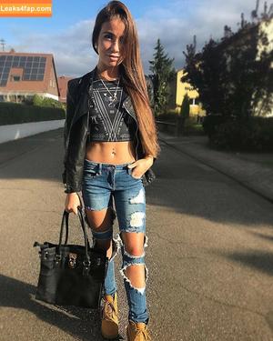 Meike Tosi photo #0069