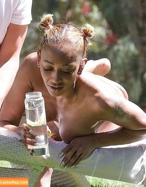 Mel B photo #0002