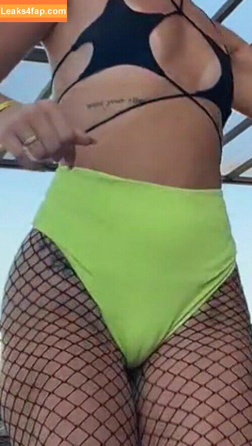 Mel Maia / Dezoitou / melissamelmaia leaked photo photo #0036