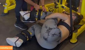 Mel Maia photo #0072