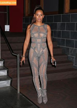 Melanie Brown photo #0072