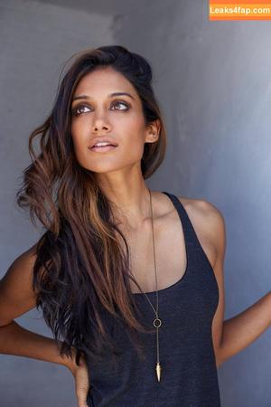 Melanie Chandra photo #0015