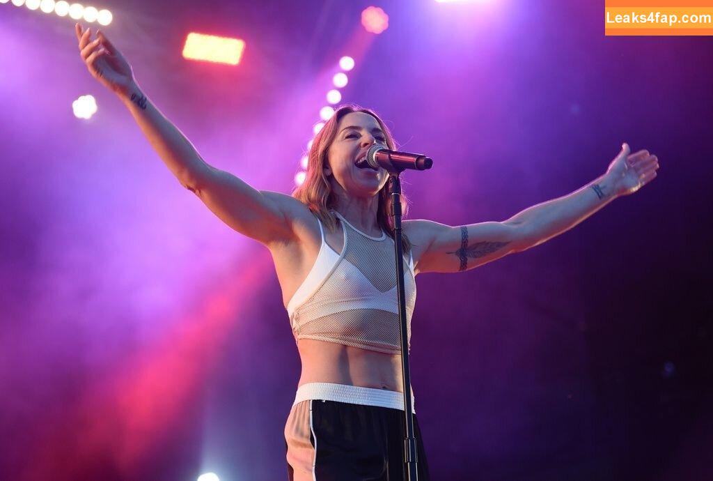 Melanie Chisholm / Sporty Spice / melaniecmusic / melshappylife leaked photo photo #0202