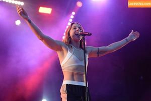 Melanie Chisholm photo #0202