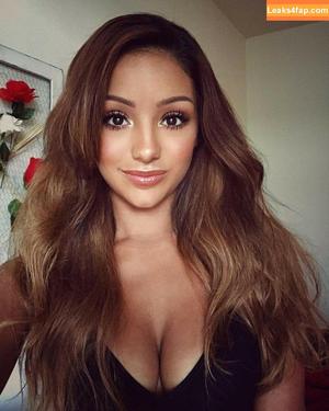 Melanie Iglesias фото #0037