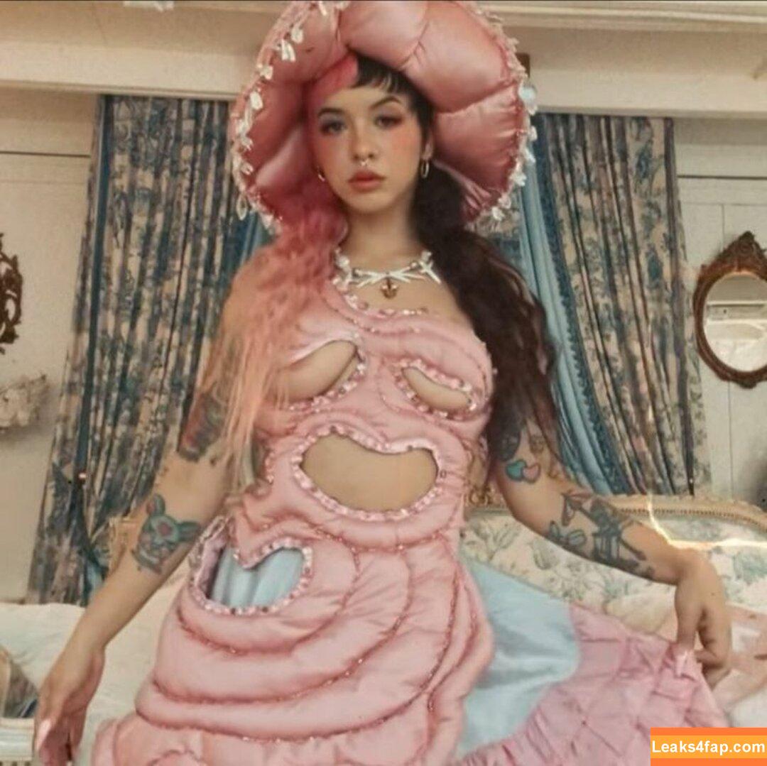 Melanie Martinez / littlebodybigheart / mxlaniemtzuwu leaked photo photo #0022