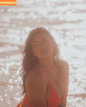 Melanie San Roman фото #0023