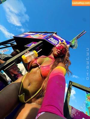 Melaxgoddess photo #0090