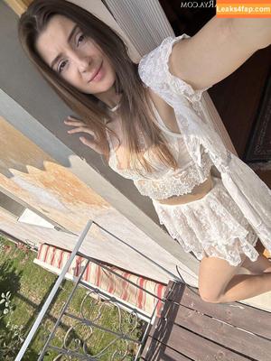 Melena Maria Rya photo #2980