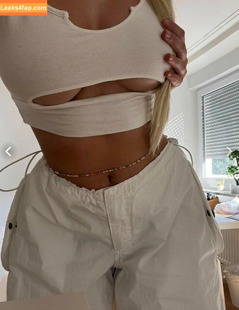 Meli_17_10 / fit_meli007 / meliii1710 leaked photo photo #0017