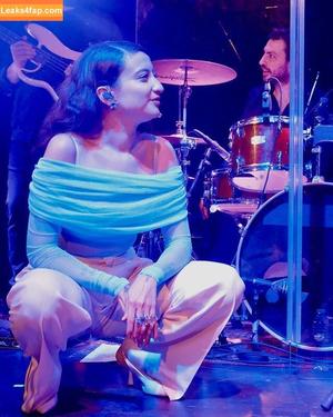 Melike Şahin фото #0008