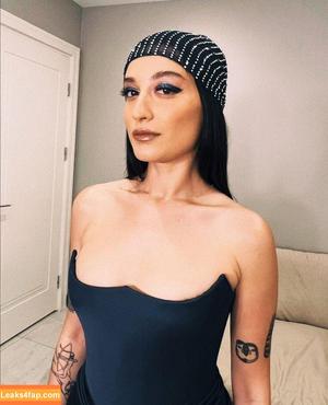 Melike Şahin фото #0018