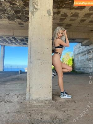 Melina Celine photo #0418