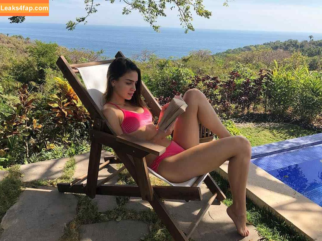 Melissa Barrera / melissabarreram leaked photo photo #0043