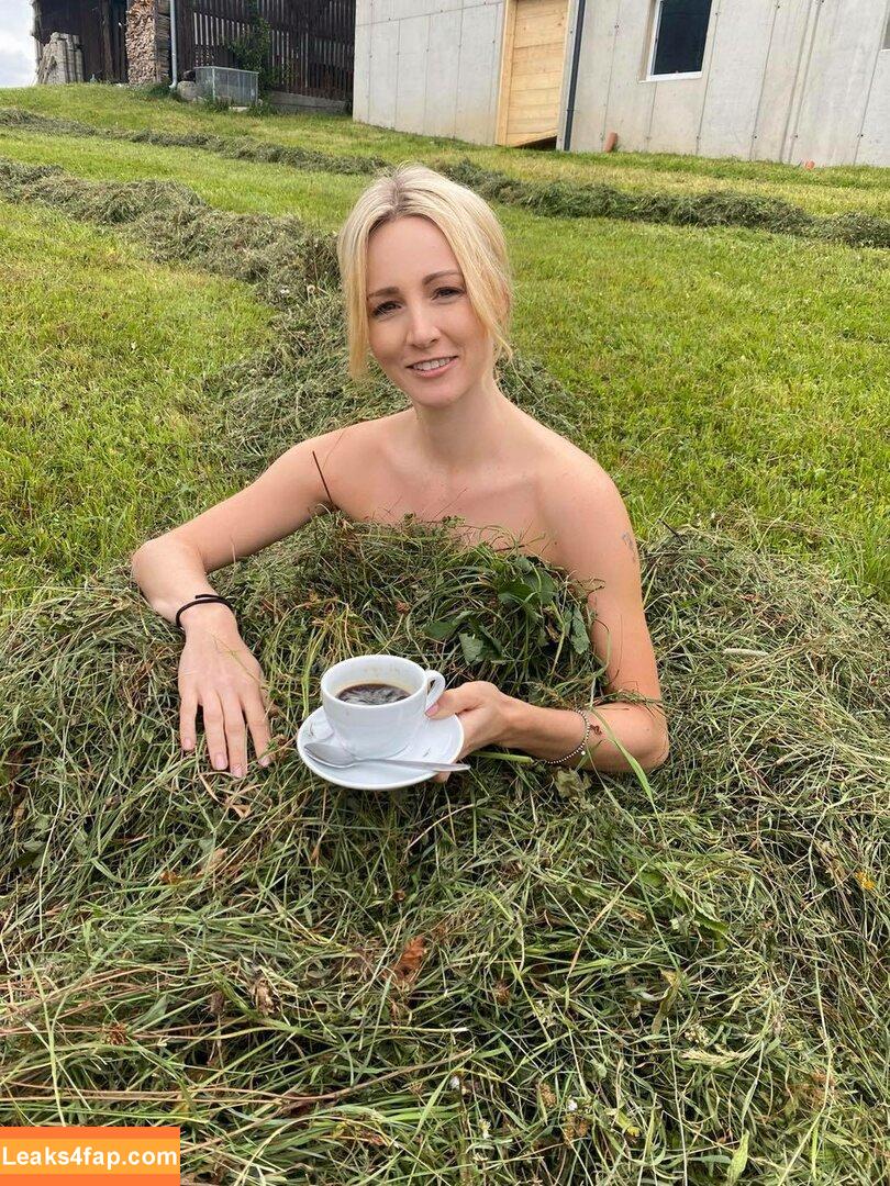 Melissa Naschenweng / melissa_naschenweng слитое фото фото #0010