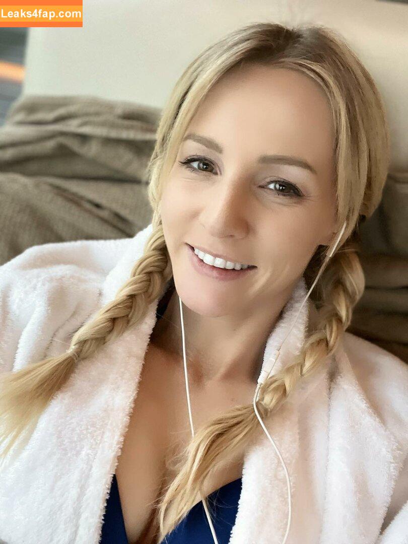 Melissa Naschenweng / melissa_naschenweng слитое фото фото #0031