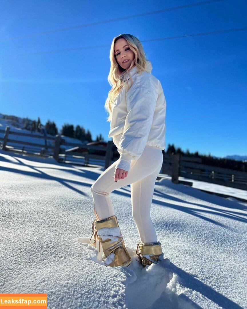 Melissa Naschenweng / melissa_naschenweng слитое фото фото #0043