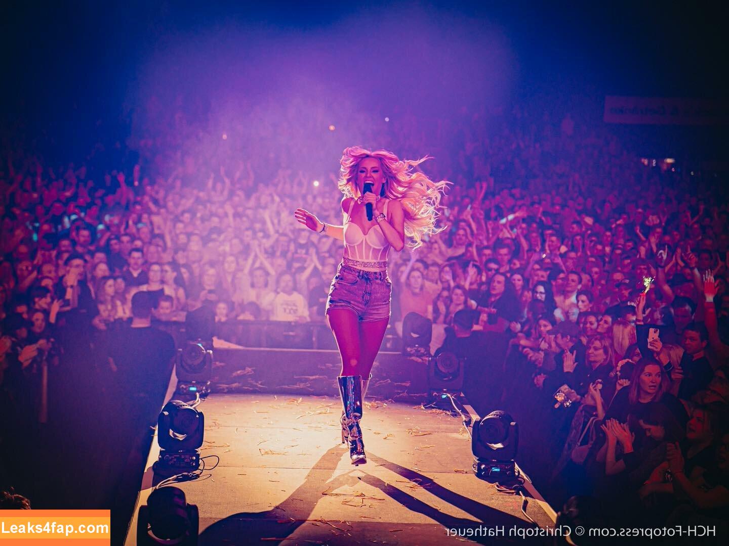 Melissa Naschenweng / melissa_naschenweng слитое фото фото #0055