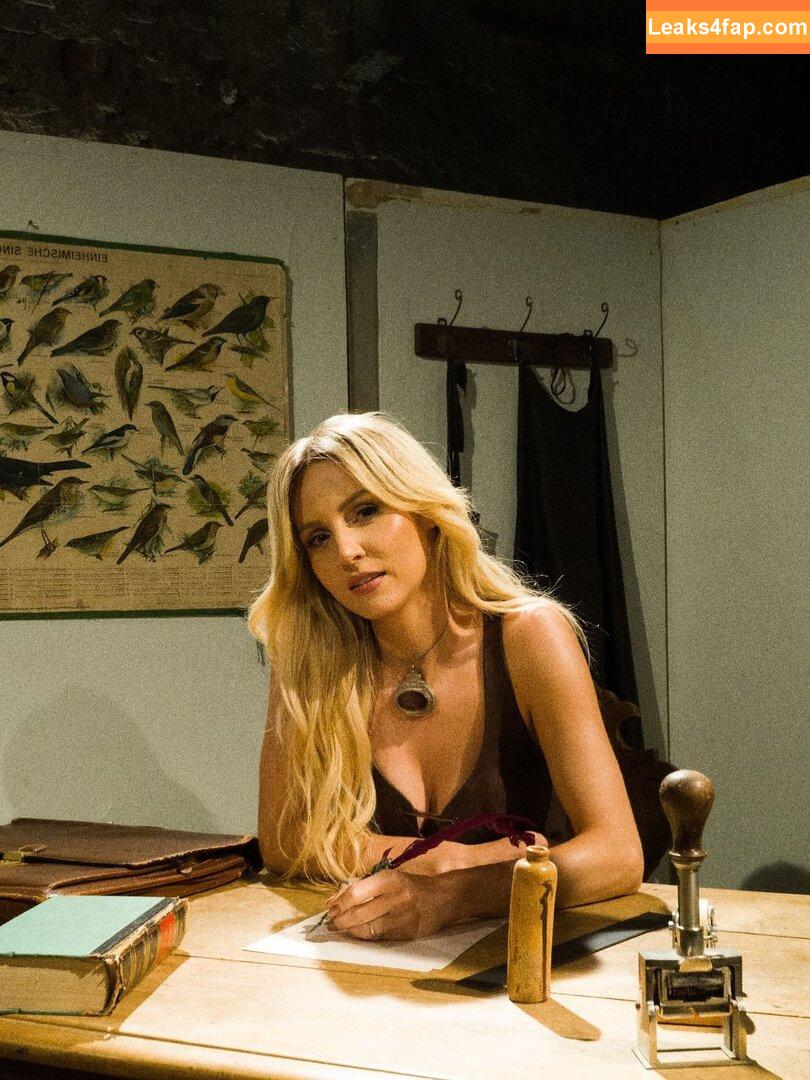 Melissa Naschenweng / melissa_naschenweng leaked photo photo #0332