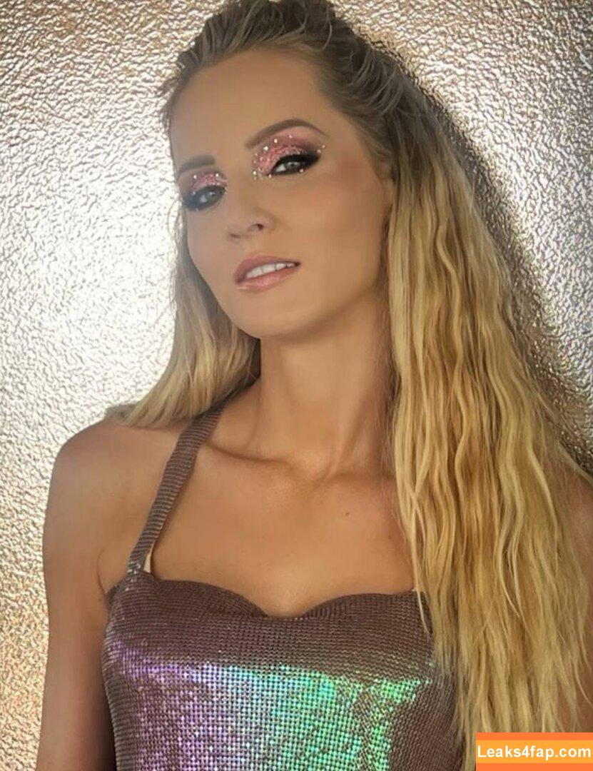 Melissa Naschenweng / melissa_naschenweng leaked photo photo #0336