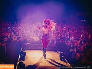 Melissa Naschenweng фото #0055