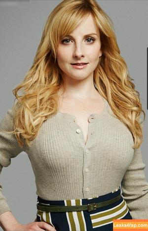 Melissa Rauch photo #0046