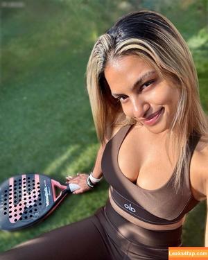 Melissa Reddy photo #0136