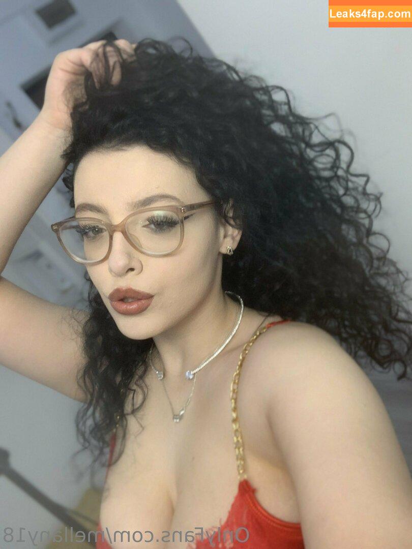 mellany18 / mir_mel18 leaked photo photo #0074