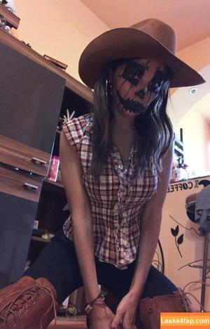 _melly_boo photo #0002