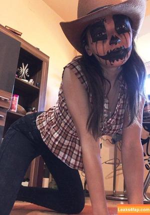 _melly_boo photo #0004