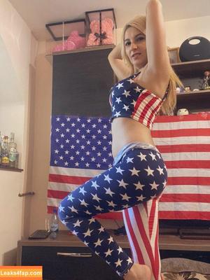 _melly_boo photo #0011