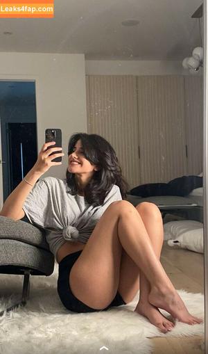 Melody Oz photo #0059