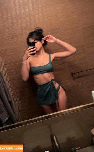 Melody Oz photo #0075