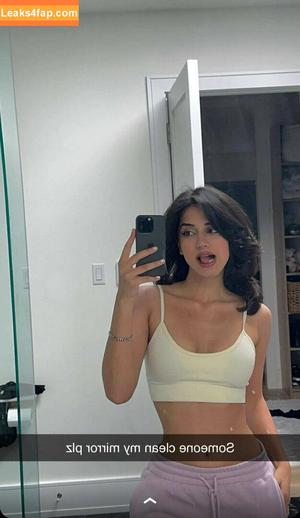 Melody Oz photo #0096