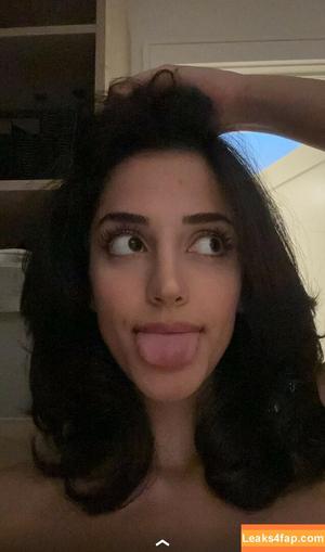 Melody Oz photo #0112