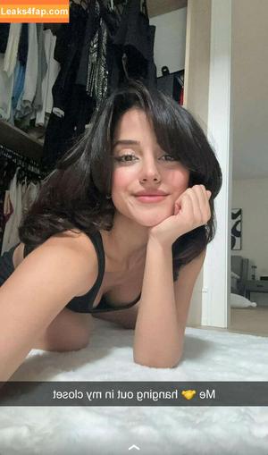 Melody Oz photo #0135