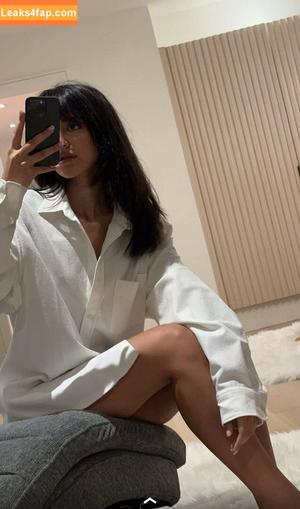 Melody Oz photo #0243