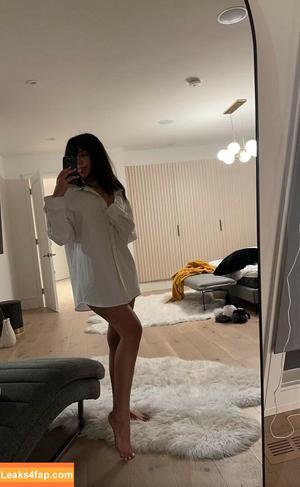 Melody Oz photo #0257