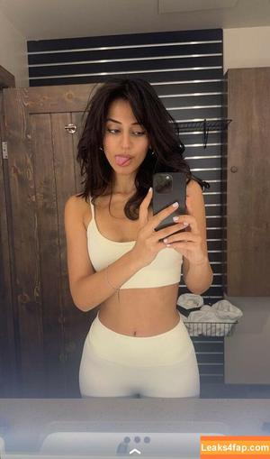 Melody Oz photo #0325