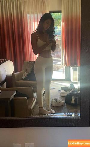 Melody Oz photo #0330