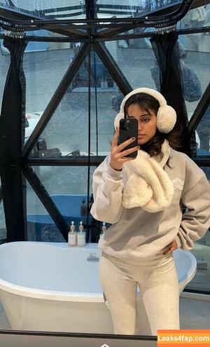 Melody Oz photo #0351