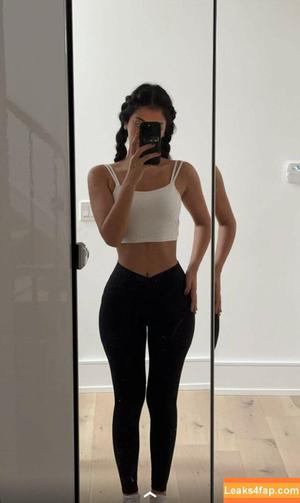 Melody Oz photo #0372