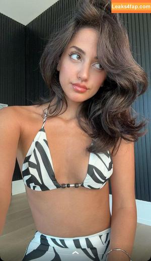 Melody Oz photo #0428