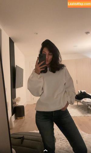 Melody Oz photo #0486