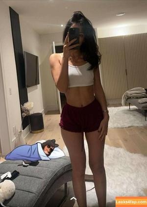 Melody Oz photo #0550