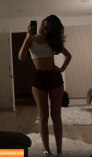 Melody Oz photo #0557