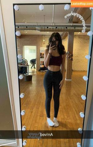 Melody Oz photo #0588